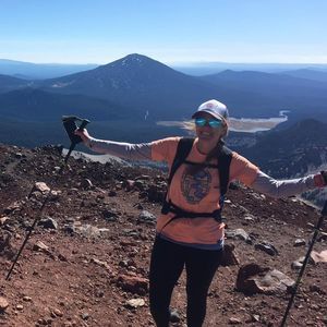 Meet your Posher, Angi